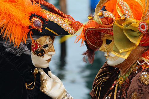 masked lovers